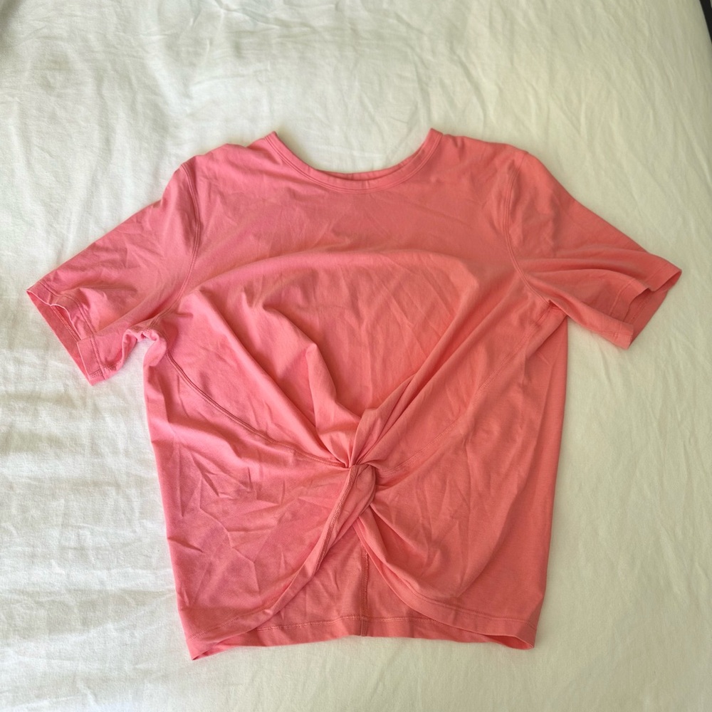 Lululemon Athletica Short Sleeve Tee